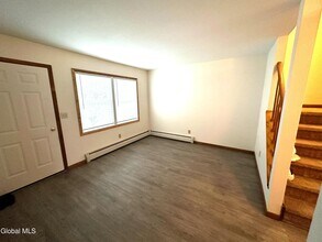 23 Warsaw Ave in Mechanicville, NY - Building Photo - Building Photo