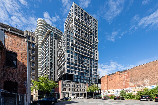 Le Smith in Montréal, QC - Building Photo - Building Photo