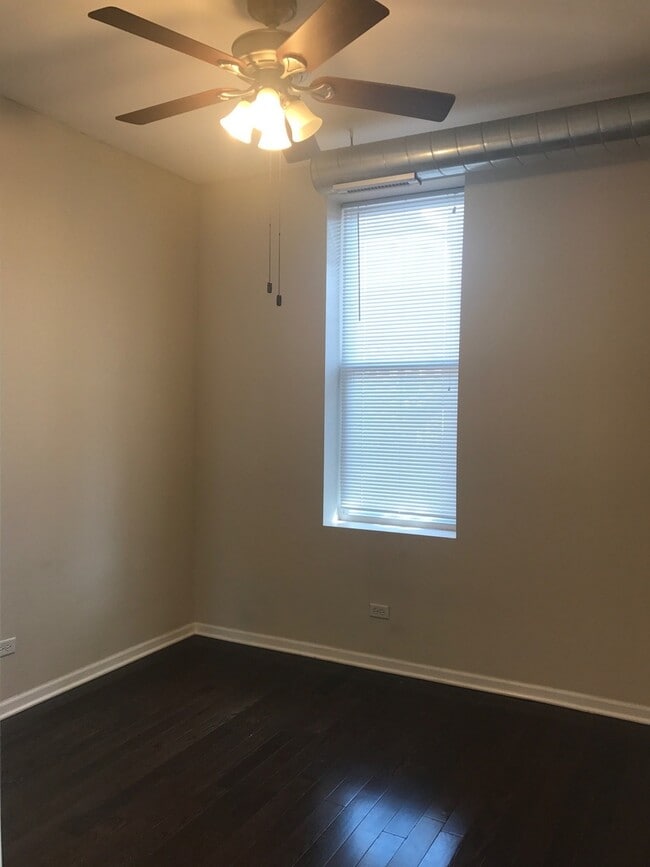 1919 S Racine Ave in Chicago, IL - Building Photo - Building Photo