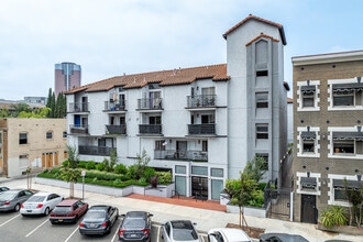 Princess Court in Long Beach, CA - Building Photo - Building Photo
