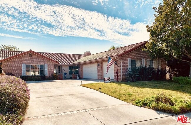 property at 1018 Ridge Heights Dr