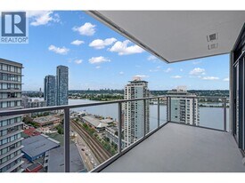 900 Carnarvon St, Unit 2001 in New Westminster, BC - Building Photo