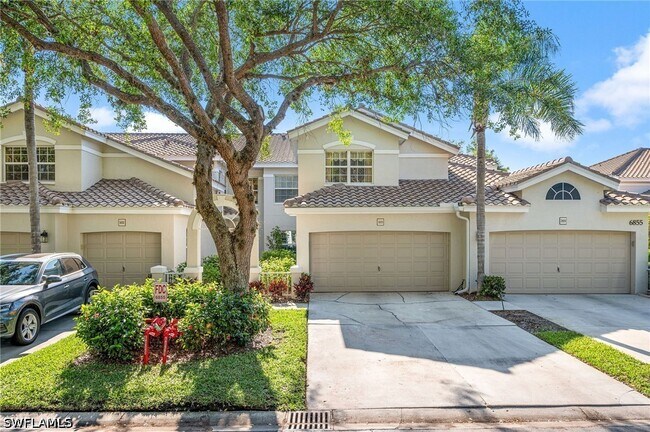 property at 6855 Satinleaf Rd S