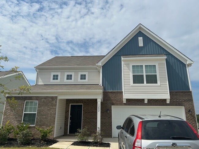 property at 1202 Old Fort Dr