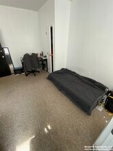 28 S Huntington Ave, Unit 302 in Boston, MA - Foto de edificio - Building Photo