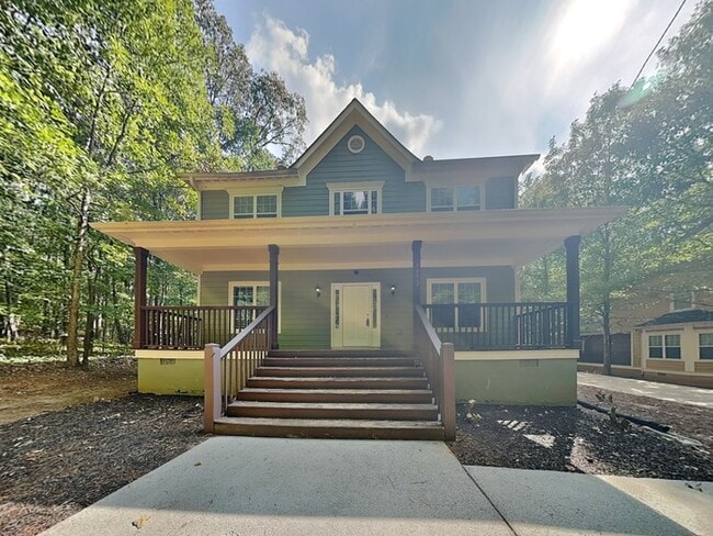 property at 4492 Bakers Ferry Rd SW