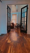 22 Linwood St in Holbrook, MA - Foto de edificio - Building Photo