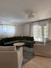 1009 Grandview Ave in Ojai, CA - Building Photo - Building Photo