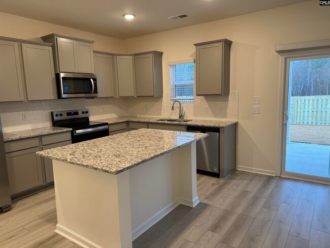 2284 Allan Crest Rd in Blythewood, SC - Foto de edificio - Building Photo