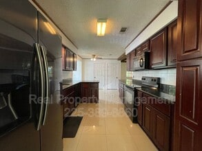 7508 Director Dr in Baton Rouge, LA - Building Photo - Building Photo
