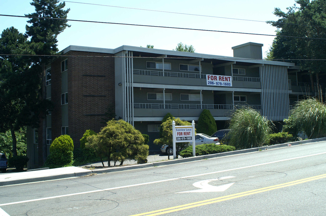 Eastview Apartments in Seattle, WA - Building Photo