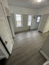 578 E 107th St in Cleveland, OH - Building Photo - Building Photo