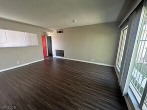 223 N 14th St in Las Vegas, NV - Building Photo - Building Photo