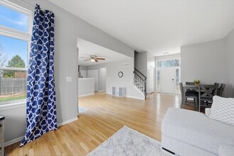 2211 Carpenter Ave in Plainfield, IL - Building Photo - Building Photo