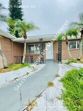 3525 Harvard Dr in Holiday, FL - Building Photo - Building Photo