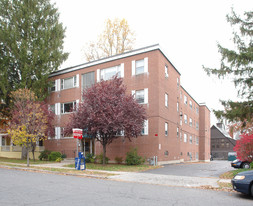 22 Kenyon St Apartments