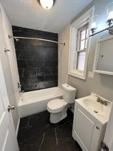 Stuart Apartments in Hartford, CT - Building Photo - Building Photo