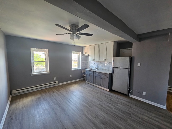 751 Adams Ave in Philadelphia, PA - Building Photo - Building Photo