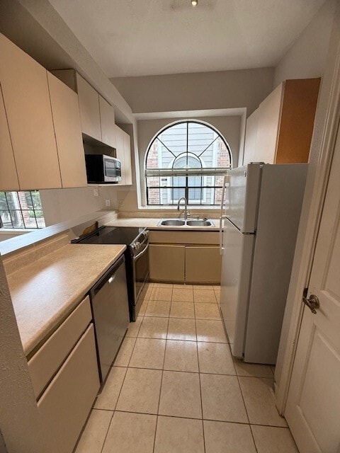 8888 Benning Dr