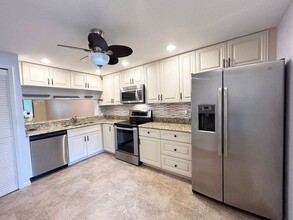 14 Escondido Ct-Unit -129 in Altamonte Springs, FL - Building Photo - Building Photo