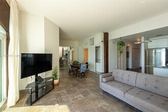 770 NE 69th St in Miami, FL - Building Photo - Building Photo