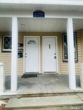 88 Waldorf Ave in Bridgeport, CT - Building Photo - Building Photo