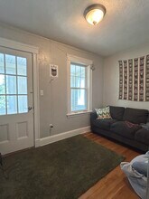 60 Litchfield St, Unit 2 in Boston, MA - Building Photo - Building Photo
