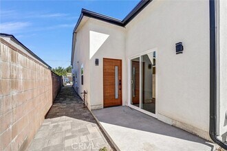 18223 Chatsworth St in Los Angeles, CA - Building Photo - Building Photo