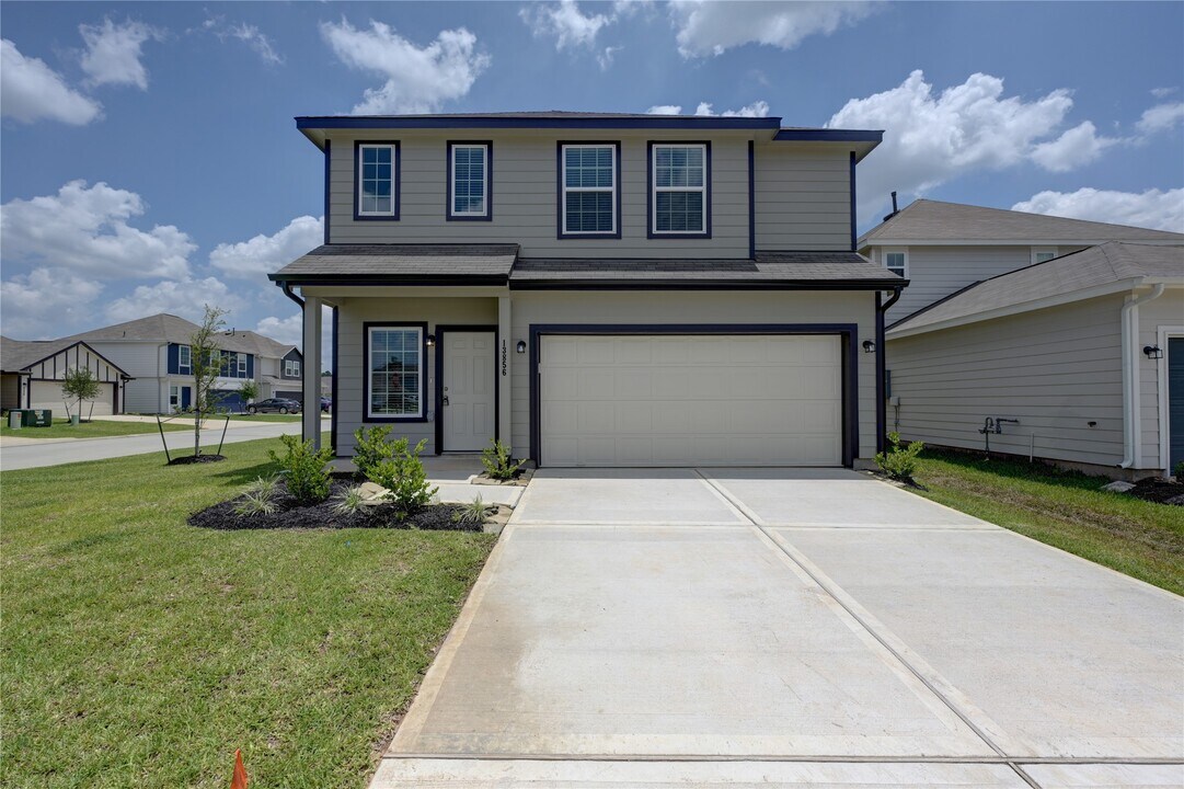 13856 Goldeye Dr in Conroe, TX - Building Photo