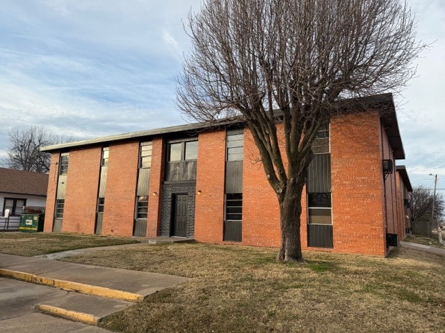 property at 2301 NW 18th St