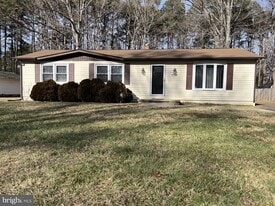 47968 Mary Lynn Dr in Lexington Park, MD - Building Photo