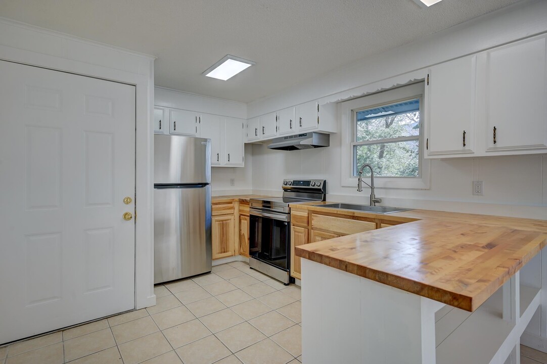 20 Emery Ln in Bartlett, NH - Building Photo