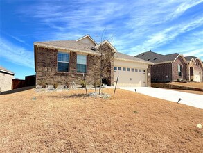 1208 Blue Spg Dr in Anna, TX - Building Photo - Building Photo