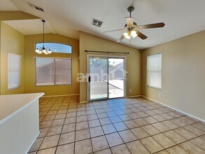 8655 E Crescent Ave in Mesa, AZ - Building Photo - Building Photo