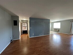 21 Village Park Dr in Fishkill, NY - Building Photo - Building Photo