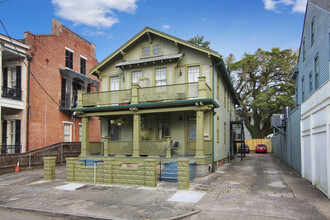 2034 Prytania St in New Orleans, LA - Building Photo - Building Photo