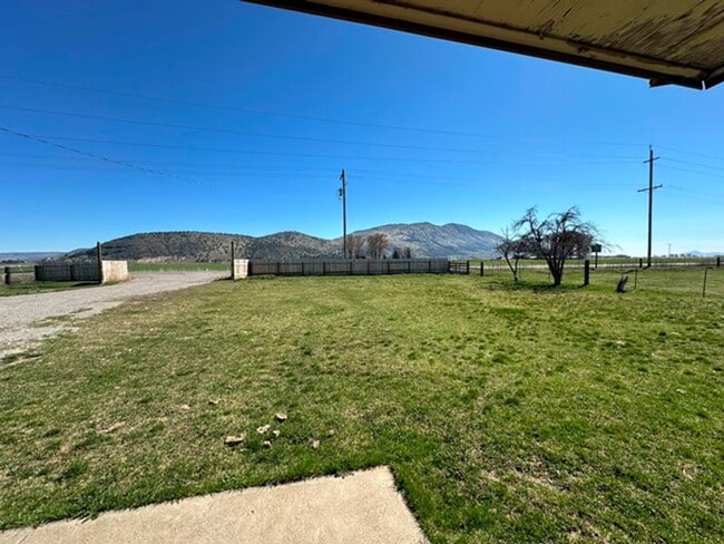 10680 OR-39 in Klamath Falls, OR - Building Photo - Building Photo