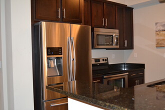 23151 Fashion Dr, Unit 309 in Estero, FL - Building Photo - Building Photo