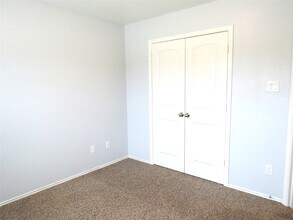 9506 Paloma Creek Dr in Tomball, TX - Building Photo - Building Photo