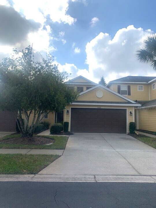 8505 Sandpiper Ridge Ave in Tampa, FL - Building Photo