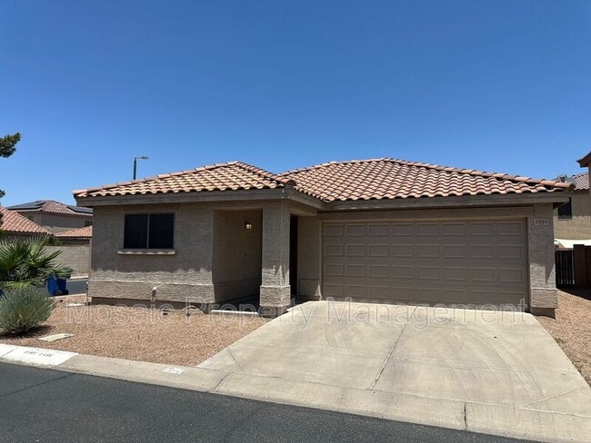 1543 S Danielson Way in Chandler, AZ - Building Photo - Building Photo