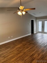 2418 CR 451 in Lake Panasoffkee, FL - Building Photo - Building Photo