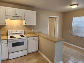 6413 N 44th St in Tampa, FL - Building Photo - Building Photo