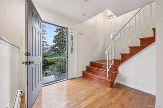 335 5th St in Mamaroneck, NY - Building Photo - Building Photo