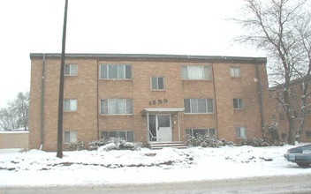 1855 7th St E in St. Paul, MN - Building Photo - Building Photo