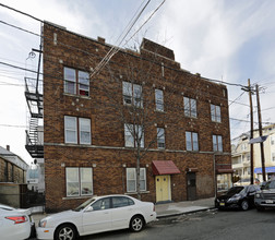 456-458 21st Ave in Paterson, NJ - Building Photo - Building Photo