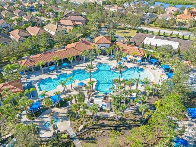 5405 Misty Oak Cir in Davenport, FL - Building Photo - Building Photo