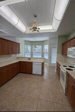 9460 Hayward Rd in Spring Hill, FL - Building Photo - Building Photo