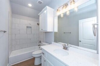 5007 Peacock Ln in Greenville, TX - Building Photo - Building Photo