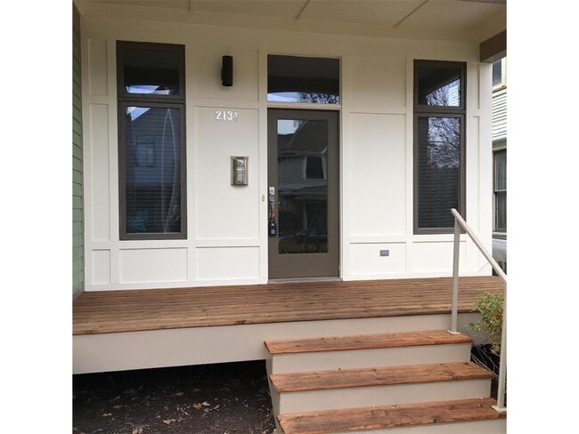 2134 N Pennsylvania St in Indianapolis, IN - Building Photo - Building Photo